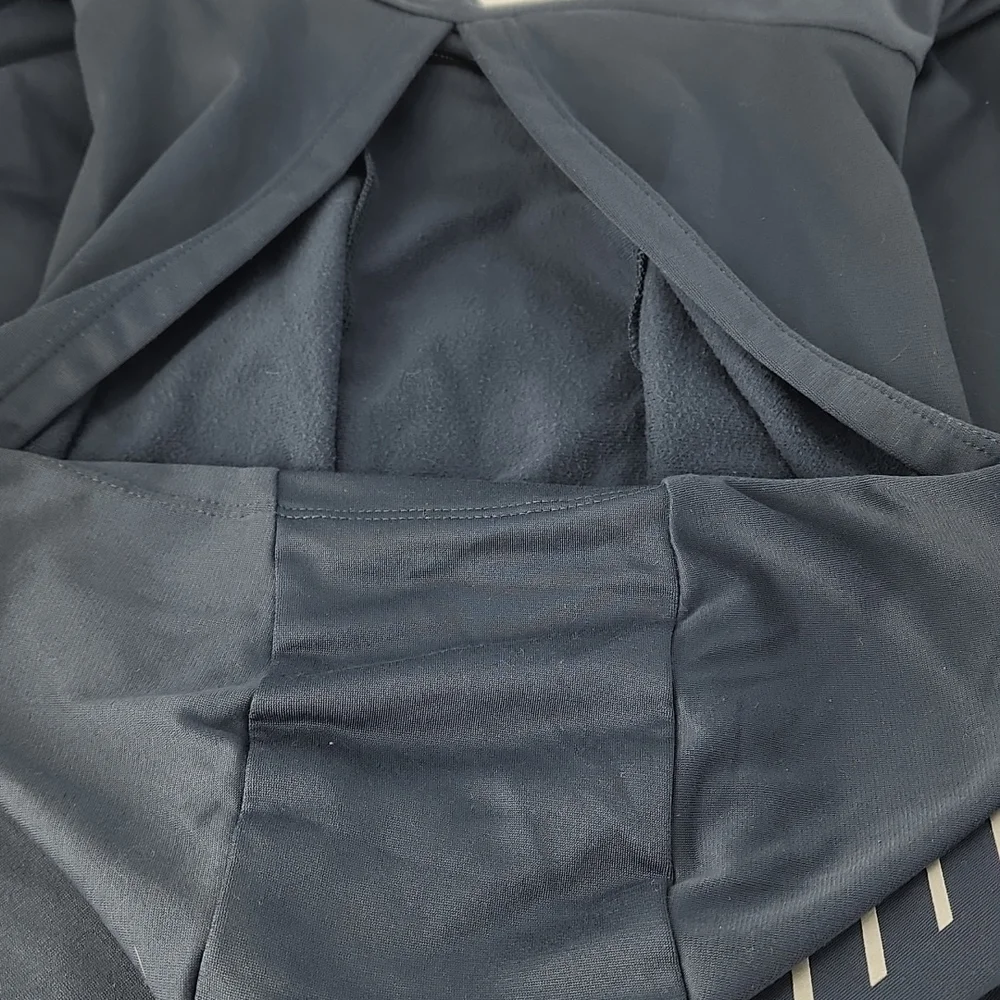Nike Dri Fit Hooded Long Sleeve Shirt Running Small - Picture 8 of 9